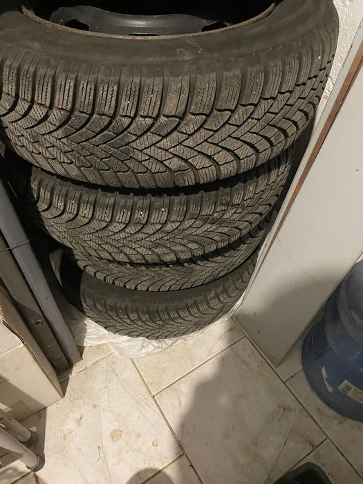 4 зимни гуми Bridgestone Blizzak LM005 195/65/15 с джанти, Citroen C4