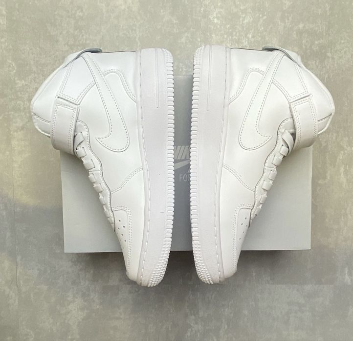 Adidasi Nike Air Force 1 Mid Triple White