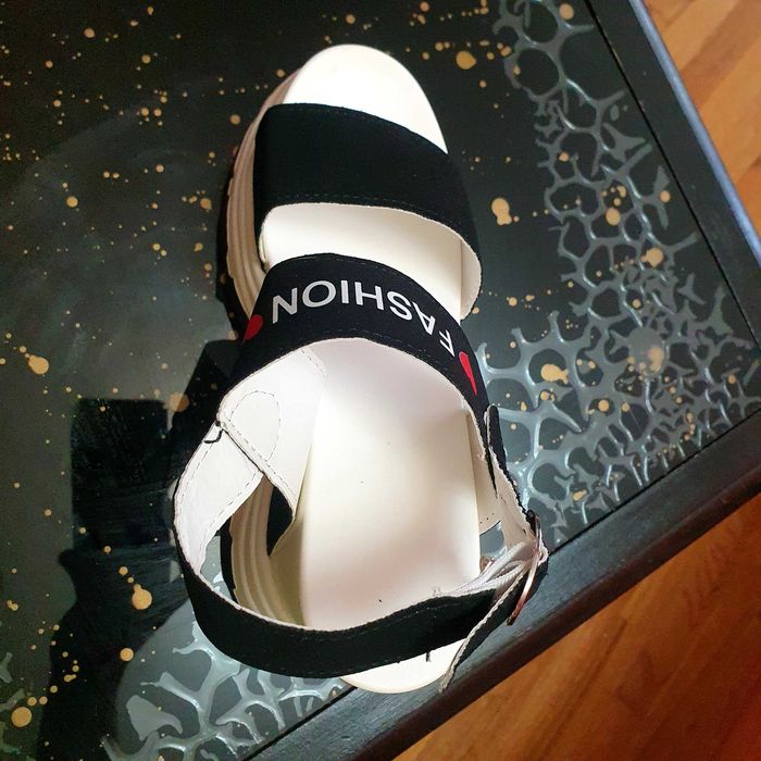 Женски сандали fashion