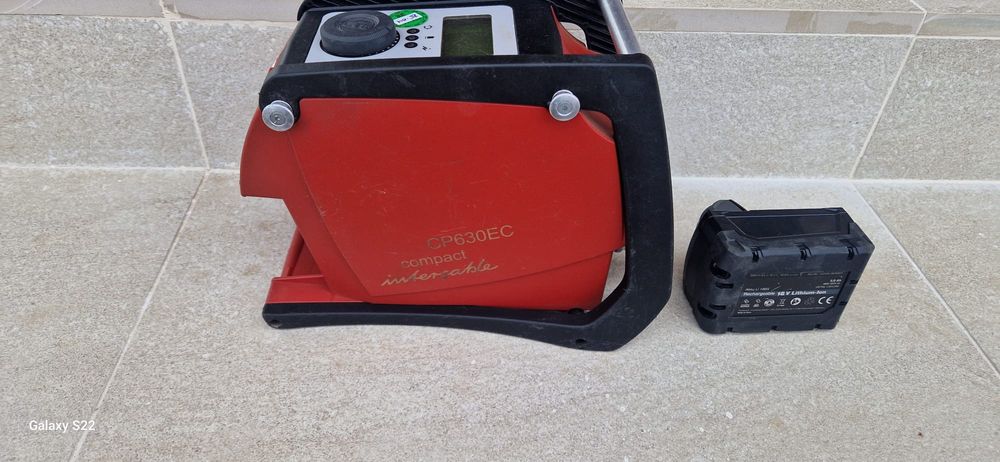 Pompa hidraulica compacta cu baterie