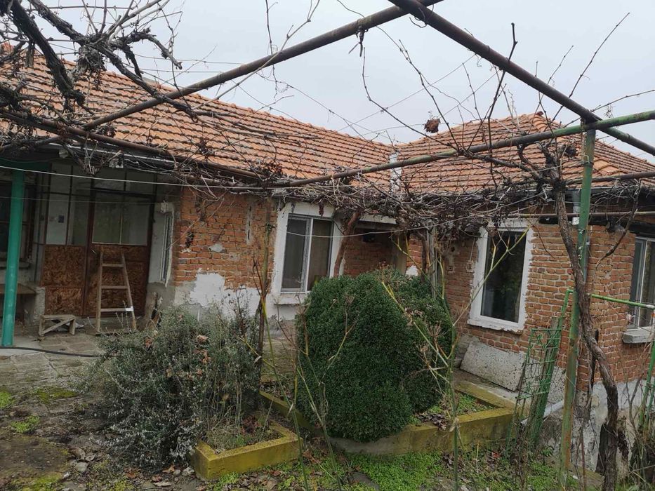 Продава се Къща в с. Брягово, Област Пловдив - 100 кв.м за 332 €/кв.м - Снимка #2