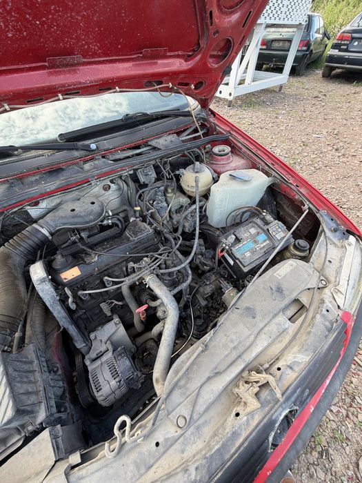 VW Passat B4 Variant 1.8 90 к.с. 1994 г на части