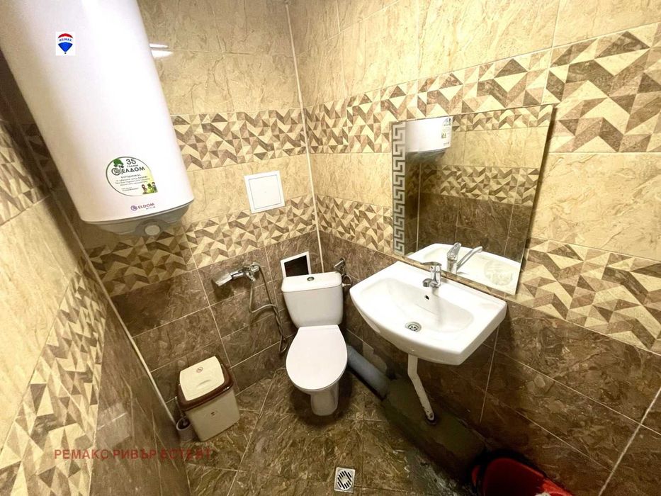 Продава се Тристаен апартамент в Русе, Здравец - 70 кв.м за 1623 €/кв.м - Снимка #13