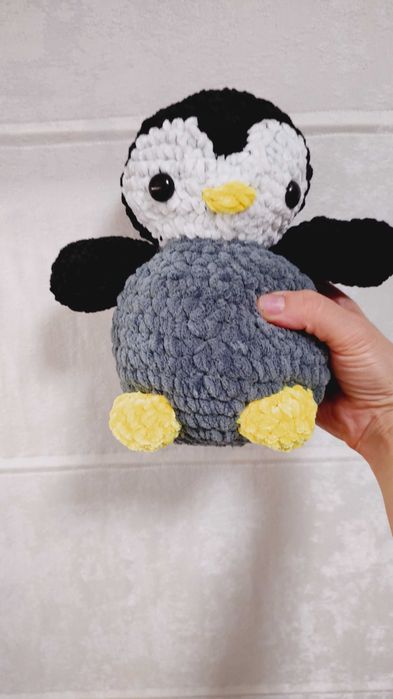 Плетена играчка пингвин