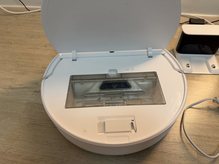 Робот пылесос от Dreame f9