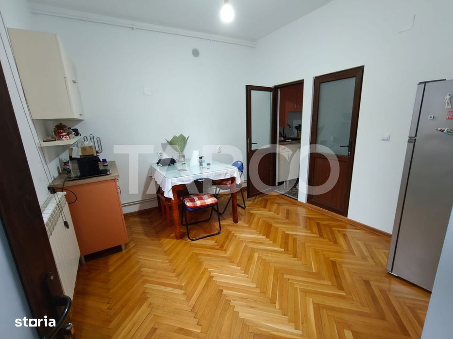 Apartament modern 2 camere garaj acces auto Centru Istoric