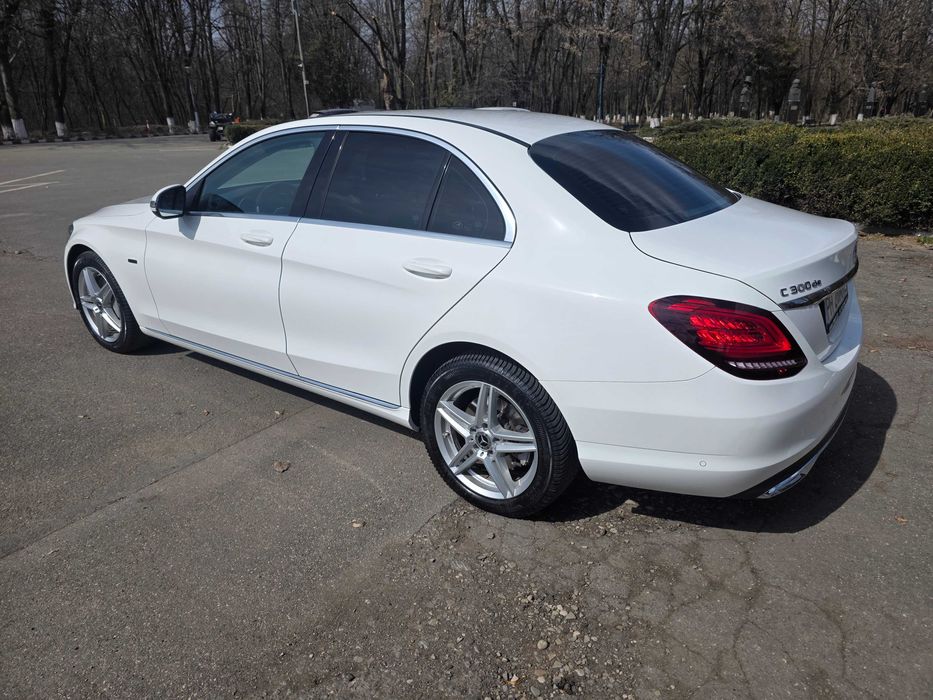 Mercedes-Benz C 300DE 9G-Tronic Plug-In Hibrid