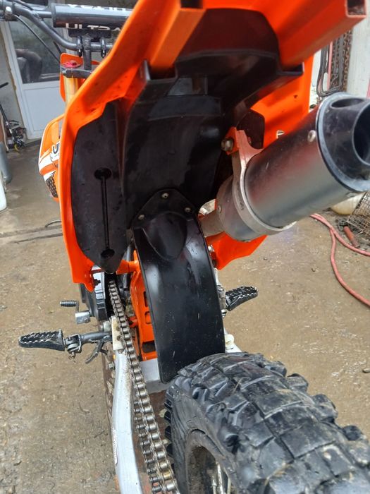 Vând cross Ultra în stare perfectă de funcționare