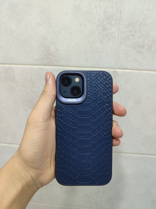 Продам Iphone 13