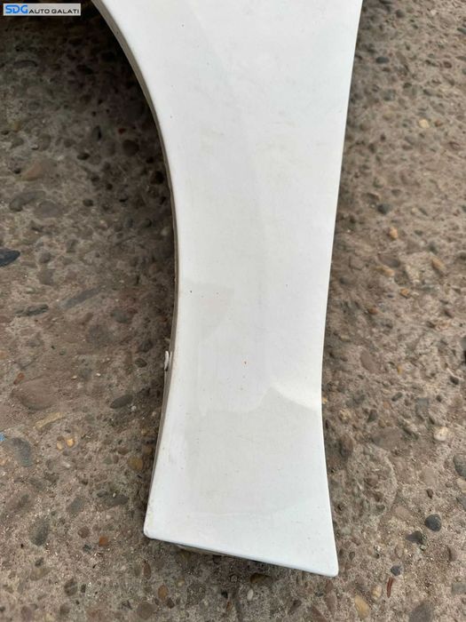 Aripa Stanga Fata cu Defect Volkswagen Jetta 4 2011 - 2014 Culoare LB9A [X4080] (prezinta zgarieturi si ondulatii in partile spre bara fata si spre portiera)