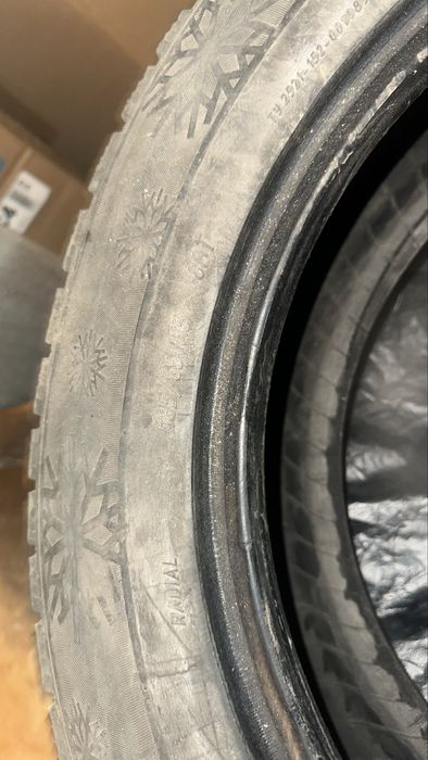 Продам зимнию шину