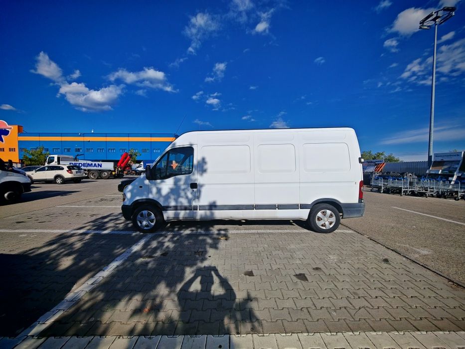 Transport marfa și relocari