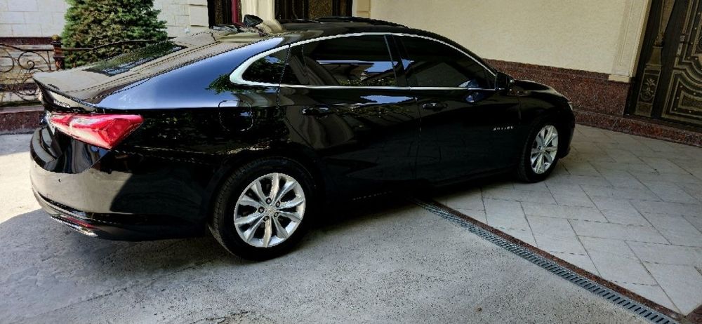 Malibu 2 premier 2022 qora toza full navarotlo shumka mers hadavoy