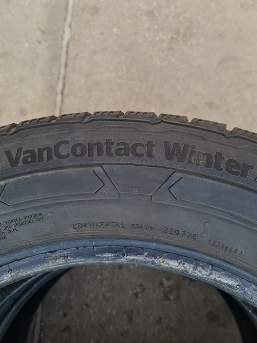 Зимни гуми 2 броя за Бус CONTINENTAL VanContactWinter 205 60 R16С дот 3122