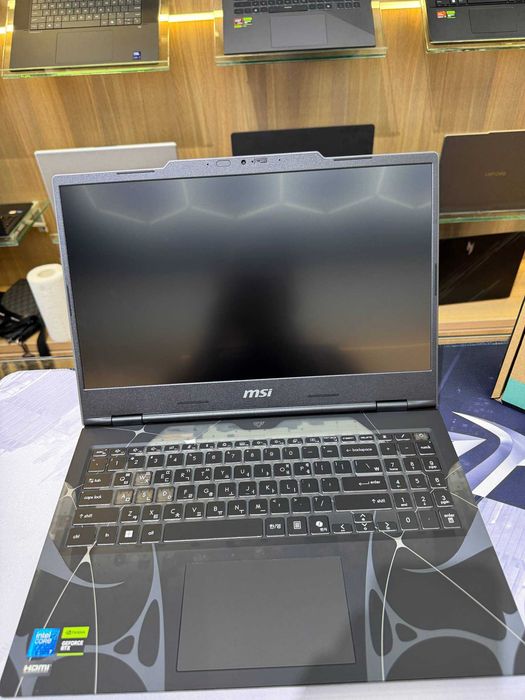 Noutbuk MSI Cyborg 15 Intel Core 7 240H RTX 5060 8/512GB SSD 15.6" IPS