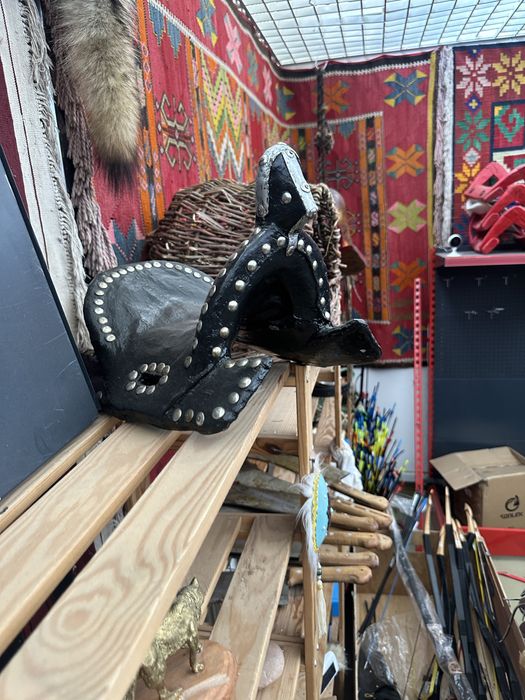 Антикварные седла