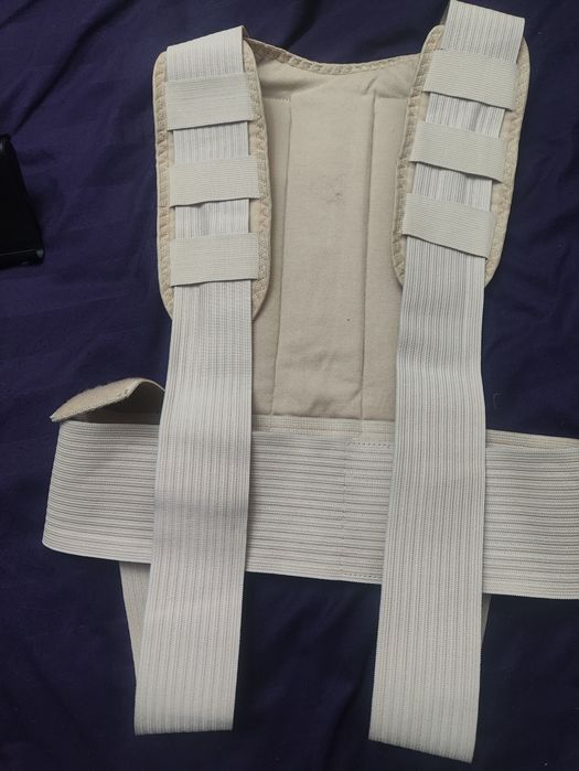 Корсет для коррекции осанки