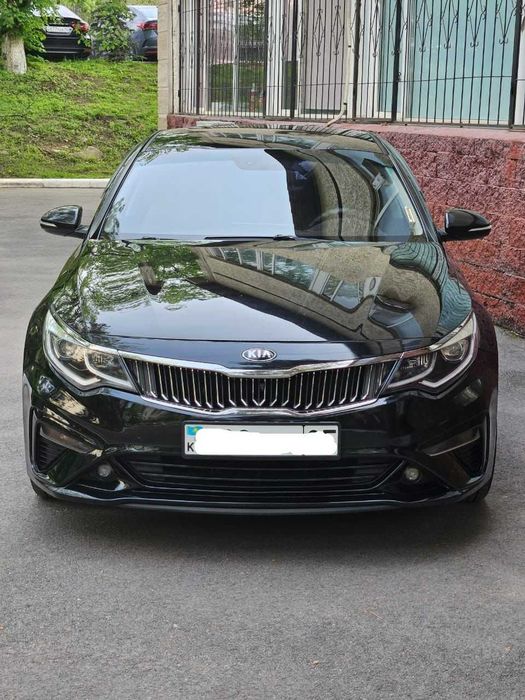 Продам машину Kia K5