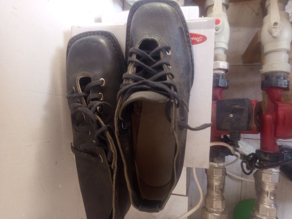 Продам ботинки для лыж