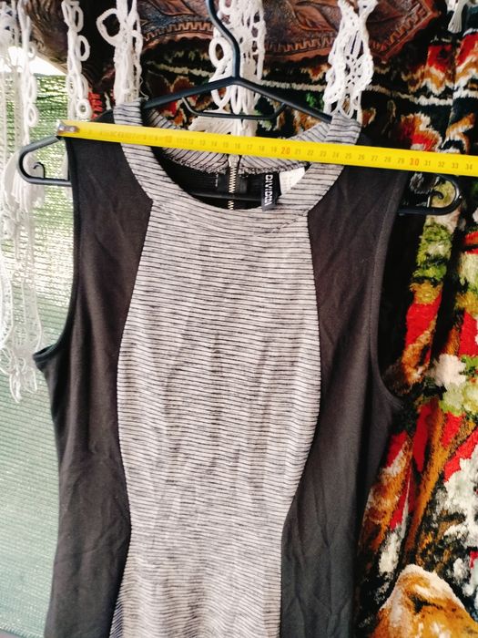Rochie scurtă damă Divided – fără mâneci, mărimea EUR 38 (M)