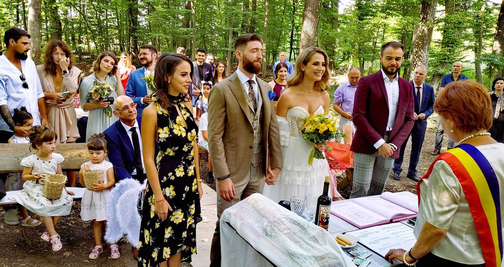 Servicii Foto - Video pentru nunti, botez, sau alte evenimente private