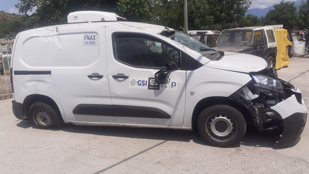 Fiat Doblo-1.2бензин/110к.с. /2023г-хладилен