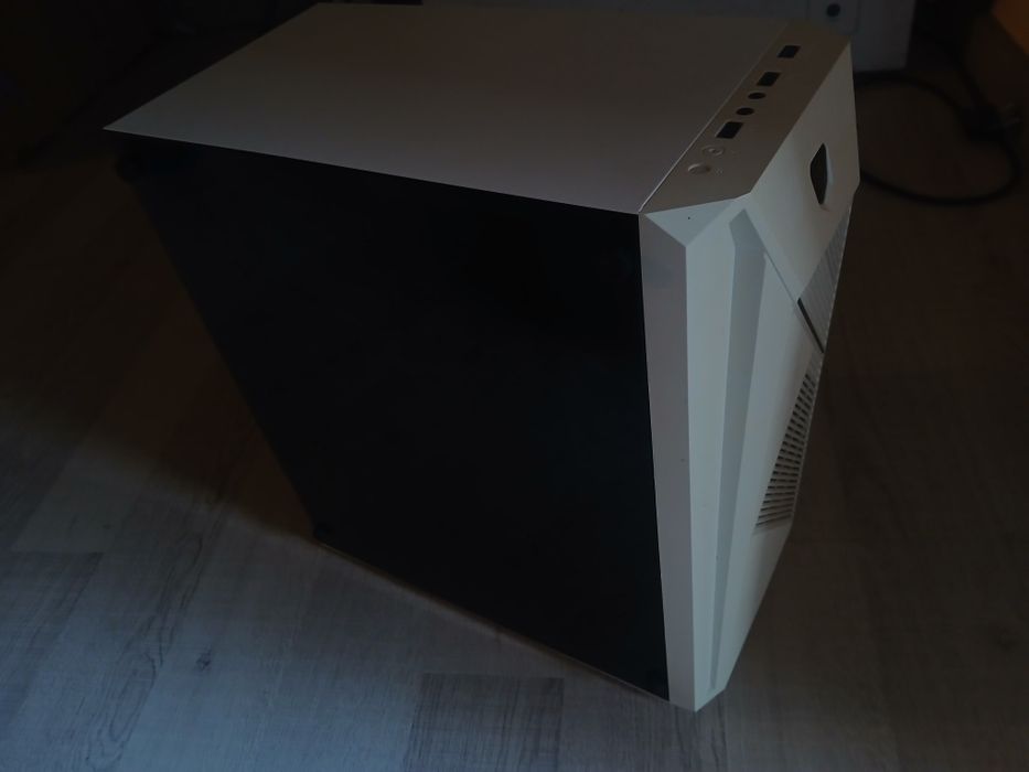 Vand pc stare foarte buna