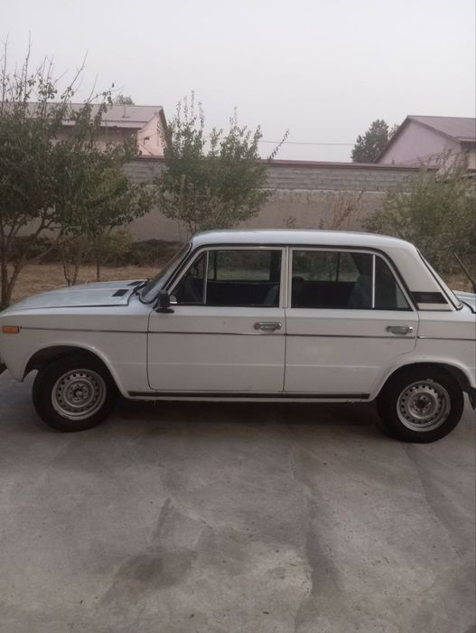 Jiguli sotiladi 
Narxi 15mln kelishiladi
Yili 88 
100 talik metani bor