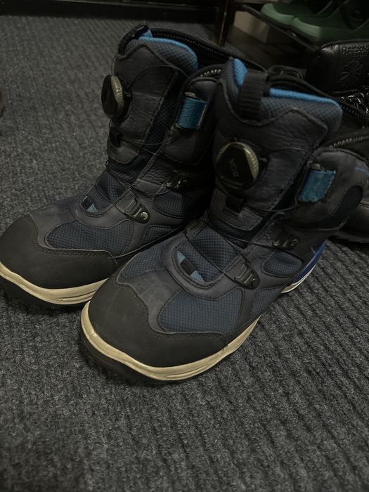 Продам зимнюю детскую обувь ECCO