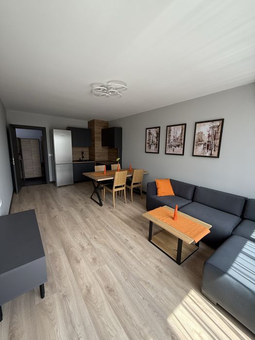 Дава се под наем Двустаен апартамент в София, Люлин 10 - 84 кв.м за 765 € - Снимка #1