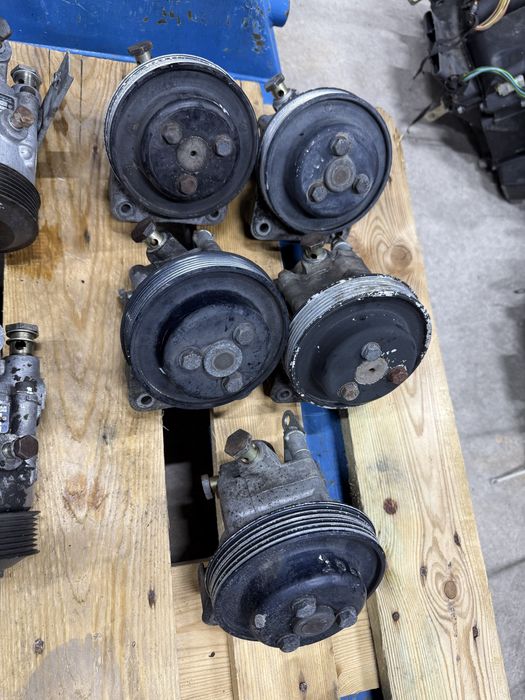 ГУР насос на бмв е34,е36 М50