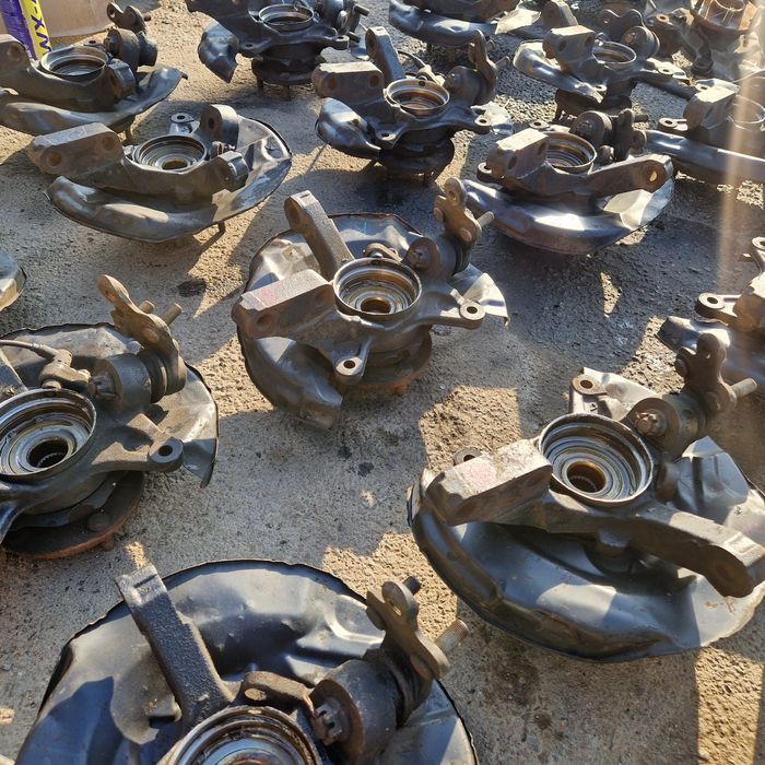 Цапфа, ступица всборе на Lexus rx300, Toyota harrier