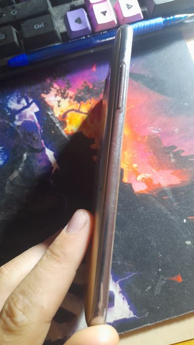 Самсунг j5  в среднем состояние