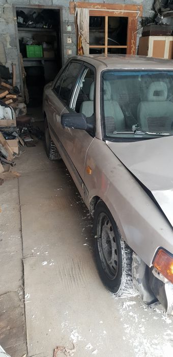 Продам Мазду 323