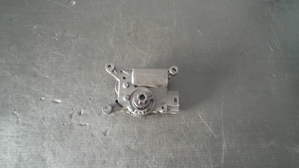 Motoras clapeta aeroterma audi q3 8u 5q0907511l