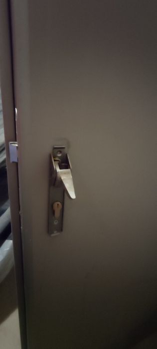 Продавам новa Hörmann Металнa Противопожарна Врата мазета складове