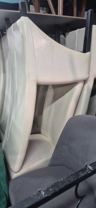 Scaune crem elegante spătar înalt – Piele ecologică – Dining / Restaurant / HoReCa