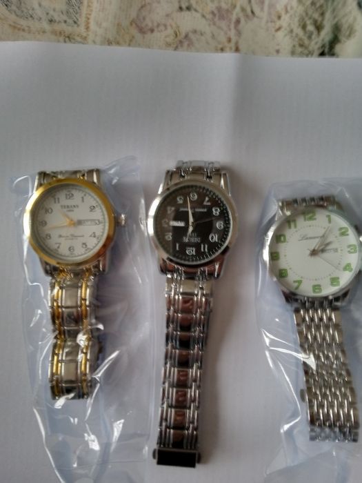 Часовници кварцови