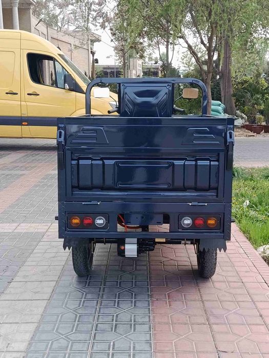 3 g‘ildirakli elektro yuk mototsikli (Muravey)
3 g‘il