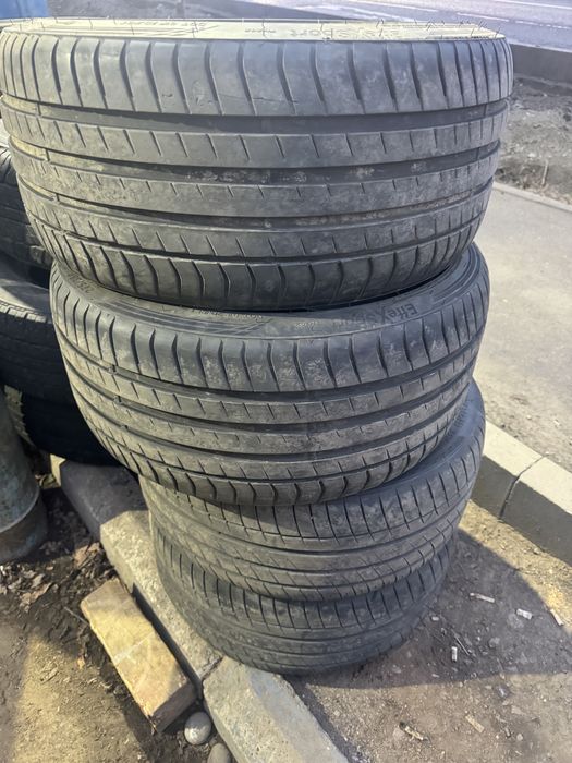 275/35/19зад 245/35/19 перед