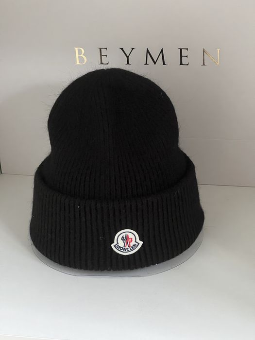 Продам шапки Монклер 1:1