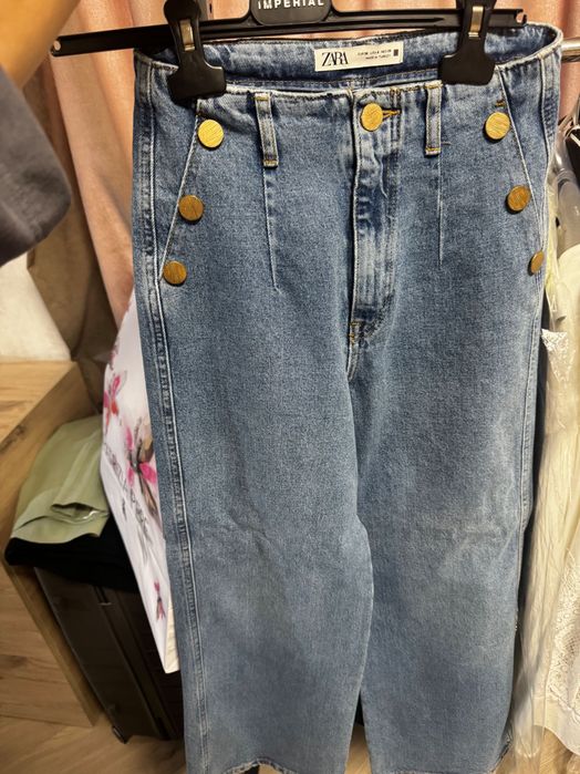 Дънки ЗАРА  нови 15€