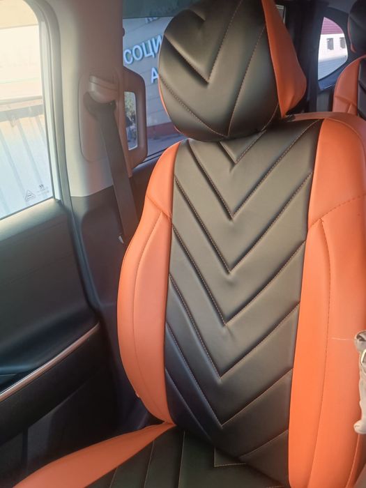 Модельные чехлы из экокожи «Капитан» на Hyundai Custin