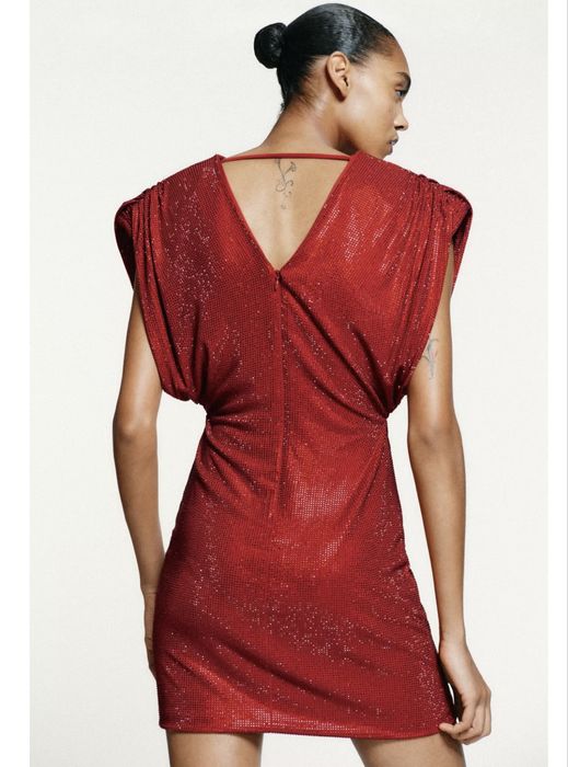 Официална рокля на Зара