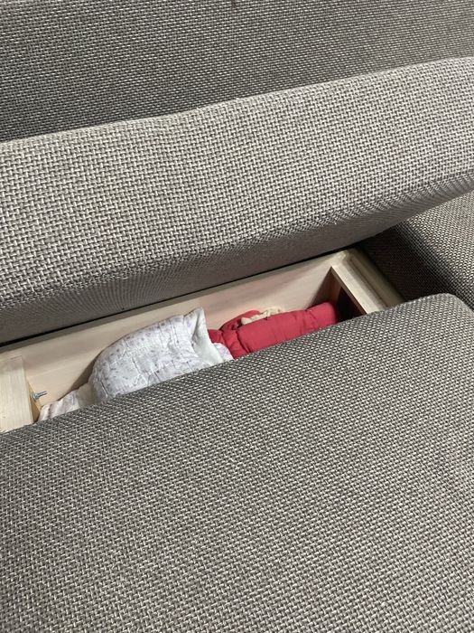 Продам диван в хорошем состоянии