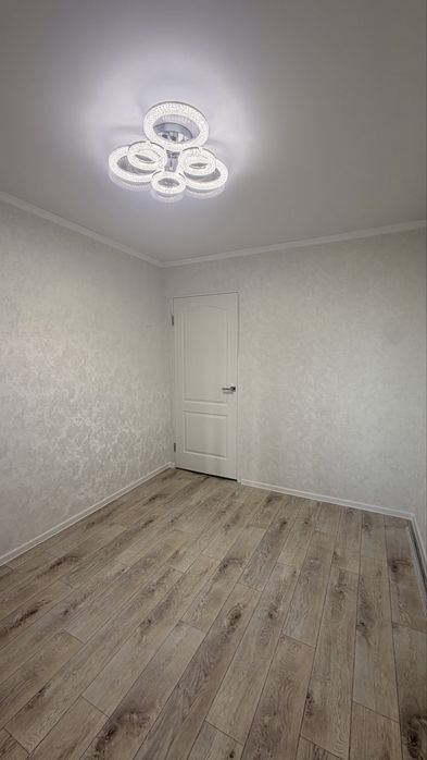 Продам 3 к.кв в 11 мкр