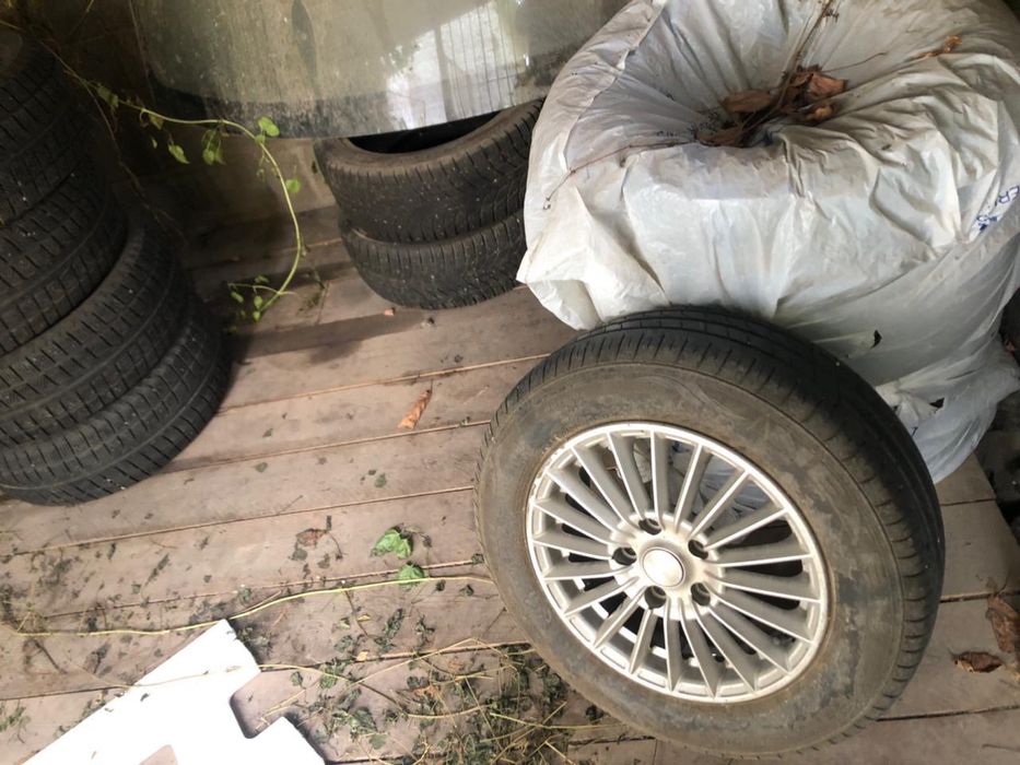 Продам диски с резиной р15