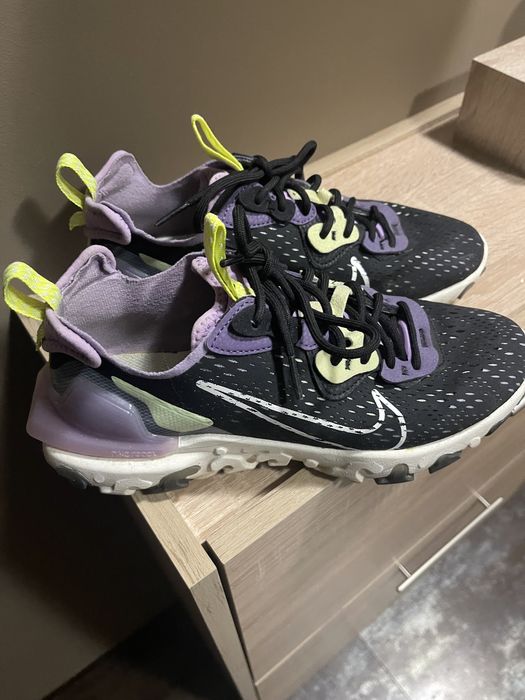 Маратонки Nike -39 номер,детски  ботички Terrex-намалени