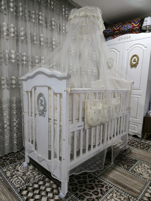 Krovat chaqaloqlar uchun