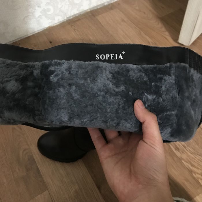 Продам Зимние сапоги SOPEIA!